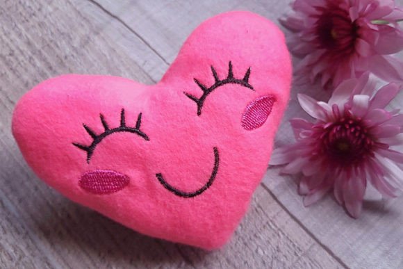 Stuffie Heart, ITH Heart Toys: A Charming Embroidery Design
